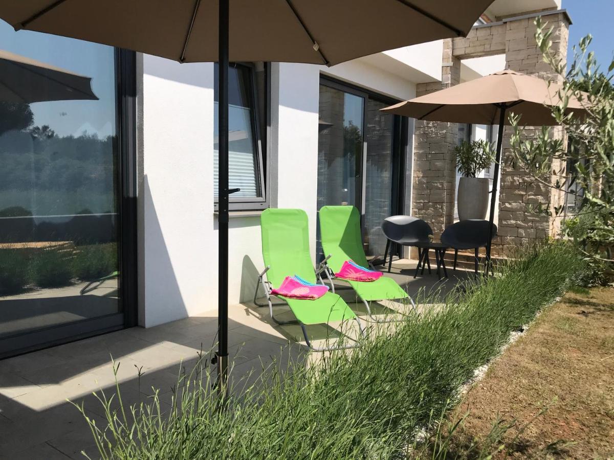 Villa Rosa Dei Venti - Peroj - Amazing Sea View Exterior foto